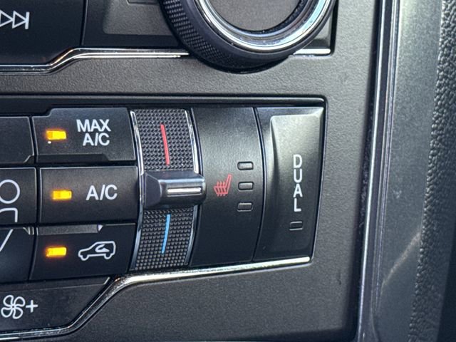 Certified 2018 Ford Explorer XLT w/ Equipment Group 202A FWD image 38