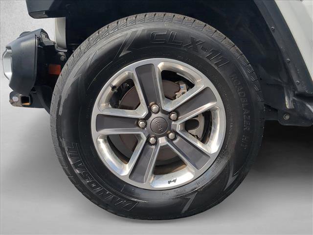 Used 2020 Jeep Wrangler Unlimited Sahara image 21