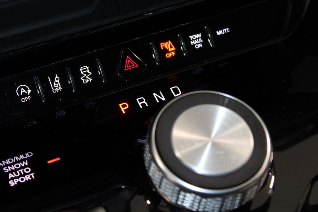 Used 2024 Jeep Wagoneer Series II image 48