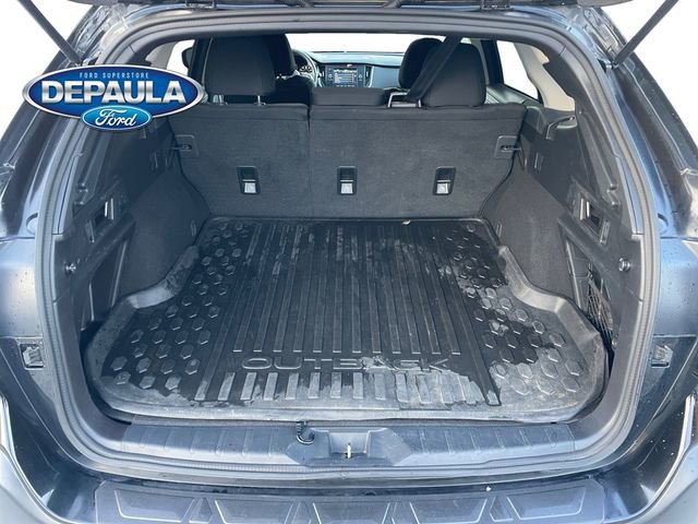Used 2023 Subaru Outback image 9