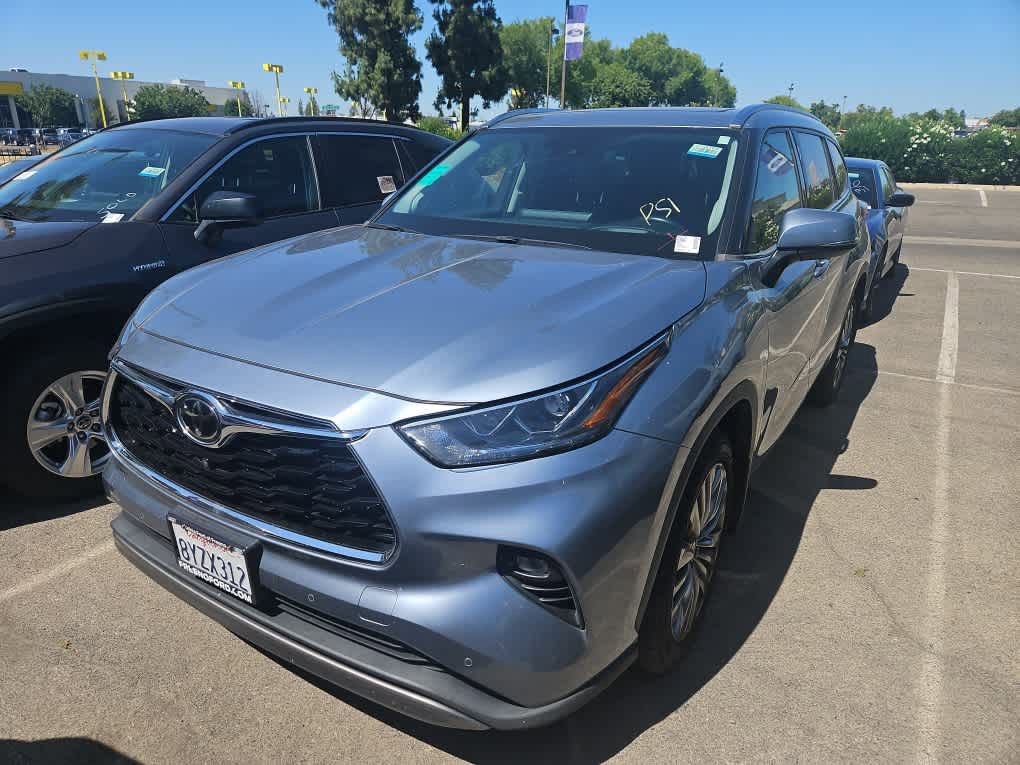 Used 2022 Toyota Highlander Platinum
