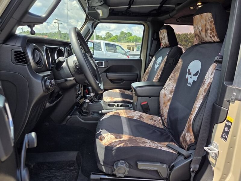 Used 2022 Jeep Wrangler Sport AWD/4WD image 10