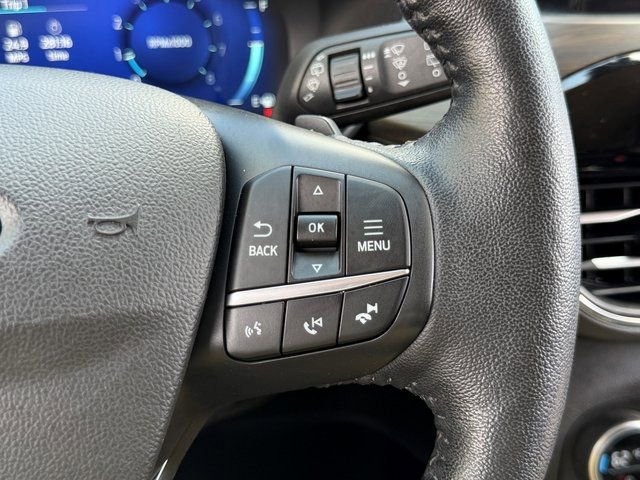 Certified 2020 Ford Escape Titanium AWD/4WD image 39