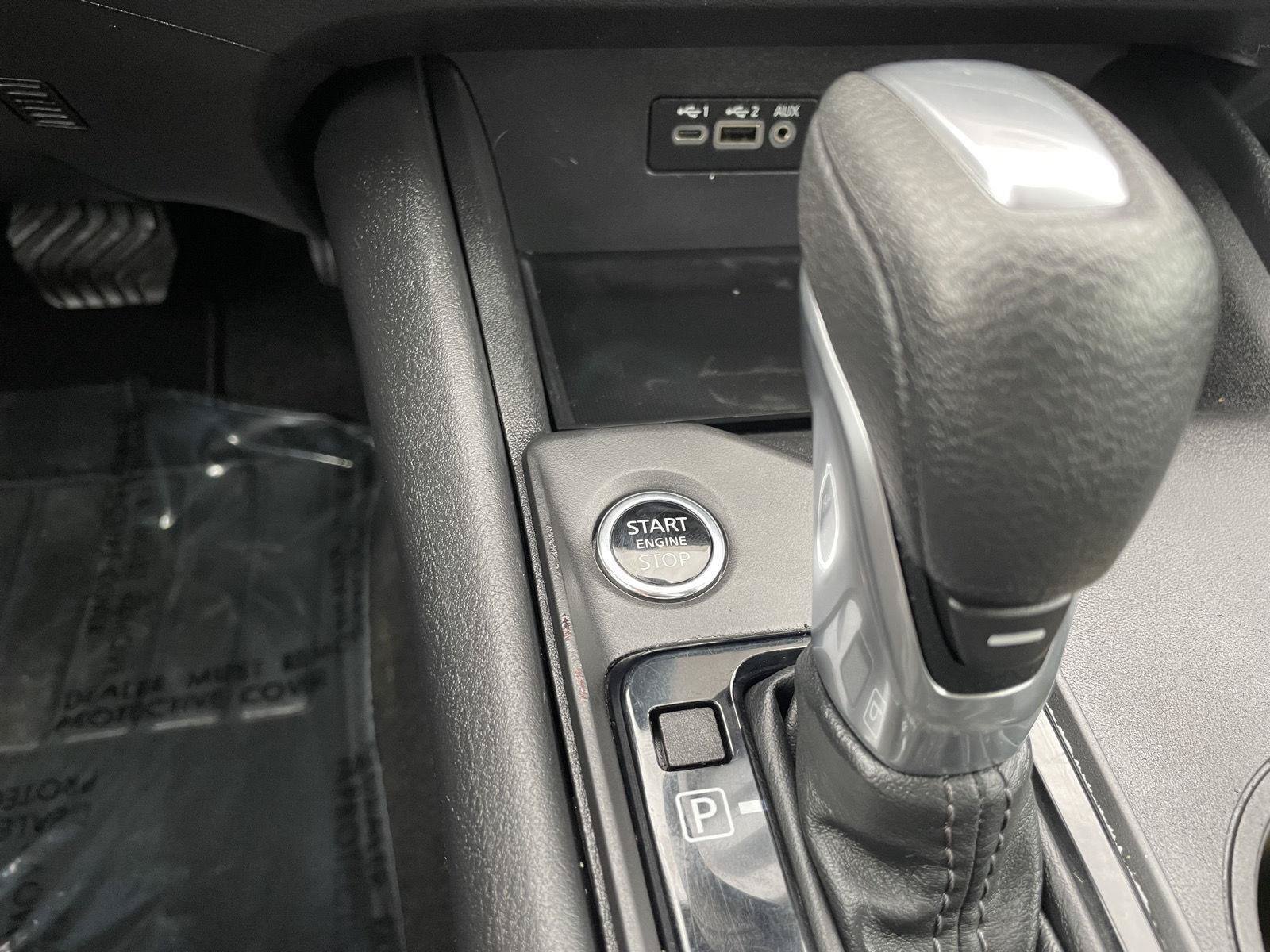 Used 2025 Nissan Altima 2.5 SV FWD image 21