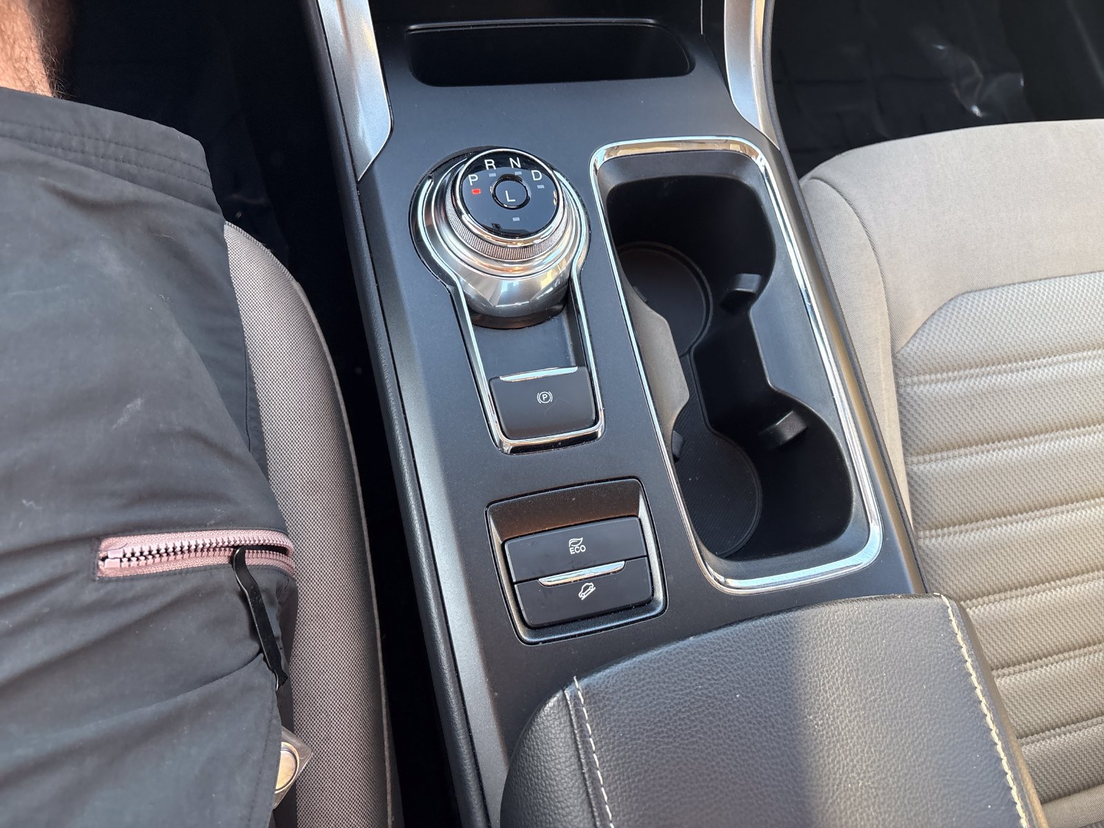 Certified 2018 Ford Fusion S FWD image 22