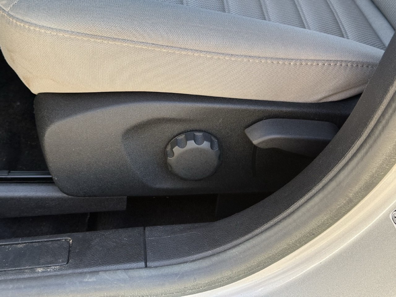 Certified 2018 Ford Fusion S FWD image 25