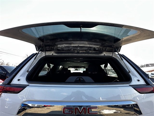 Used 2023 GMC Yukon XL SLE image 40