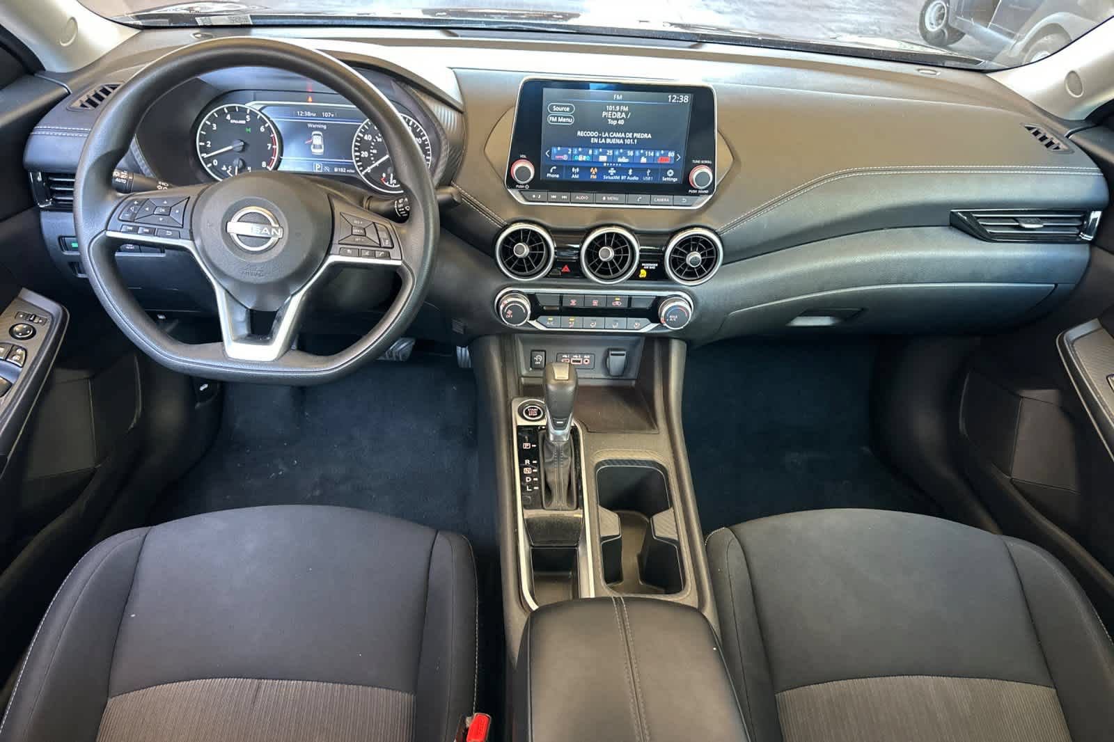 Used 2024 Nissan Sentra SV FWD image 3