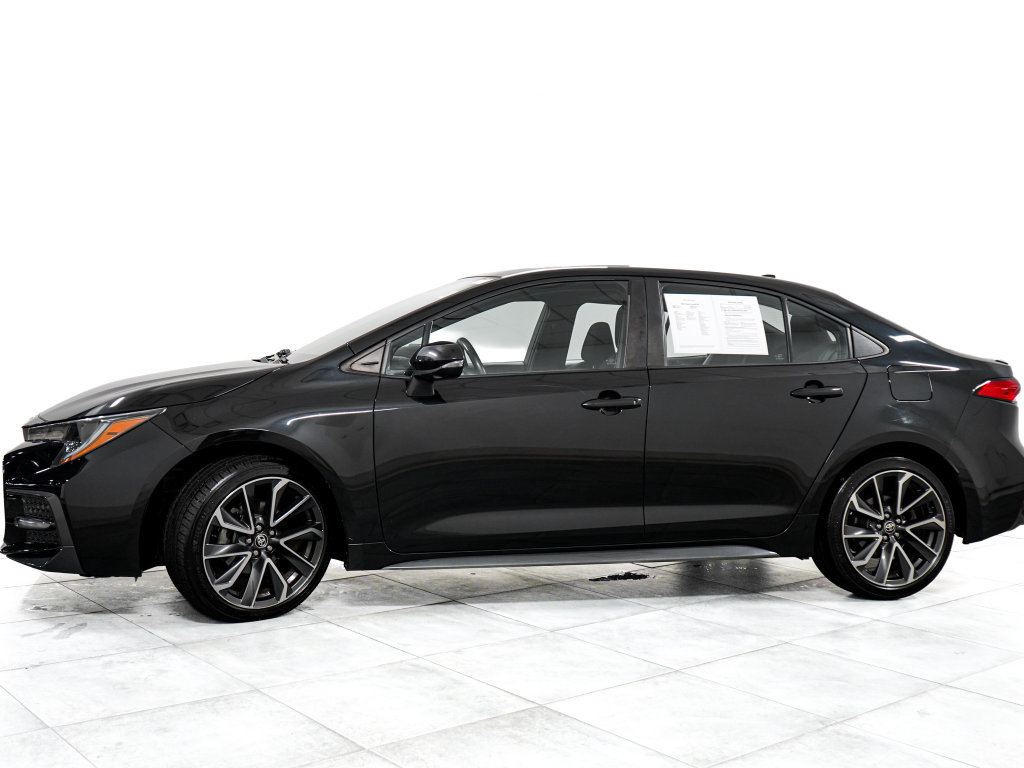 Used 2020 Toyota Corolla SE w/ SE Premium Package FWD image 4
