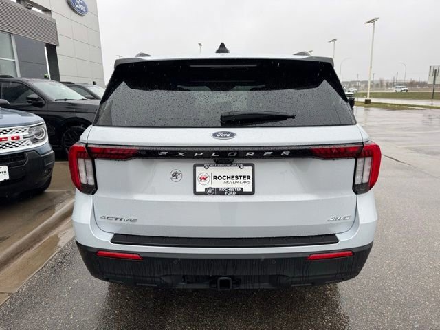 Certified 2025 Ford Explorer Active AWD/4WD image 2