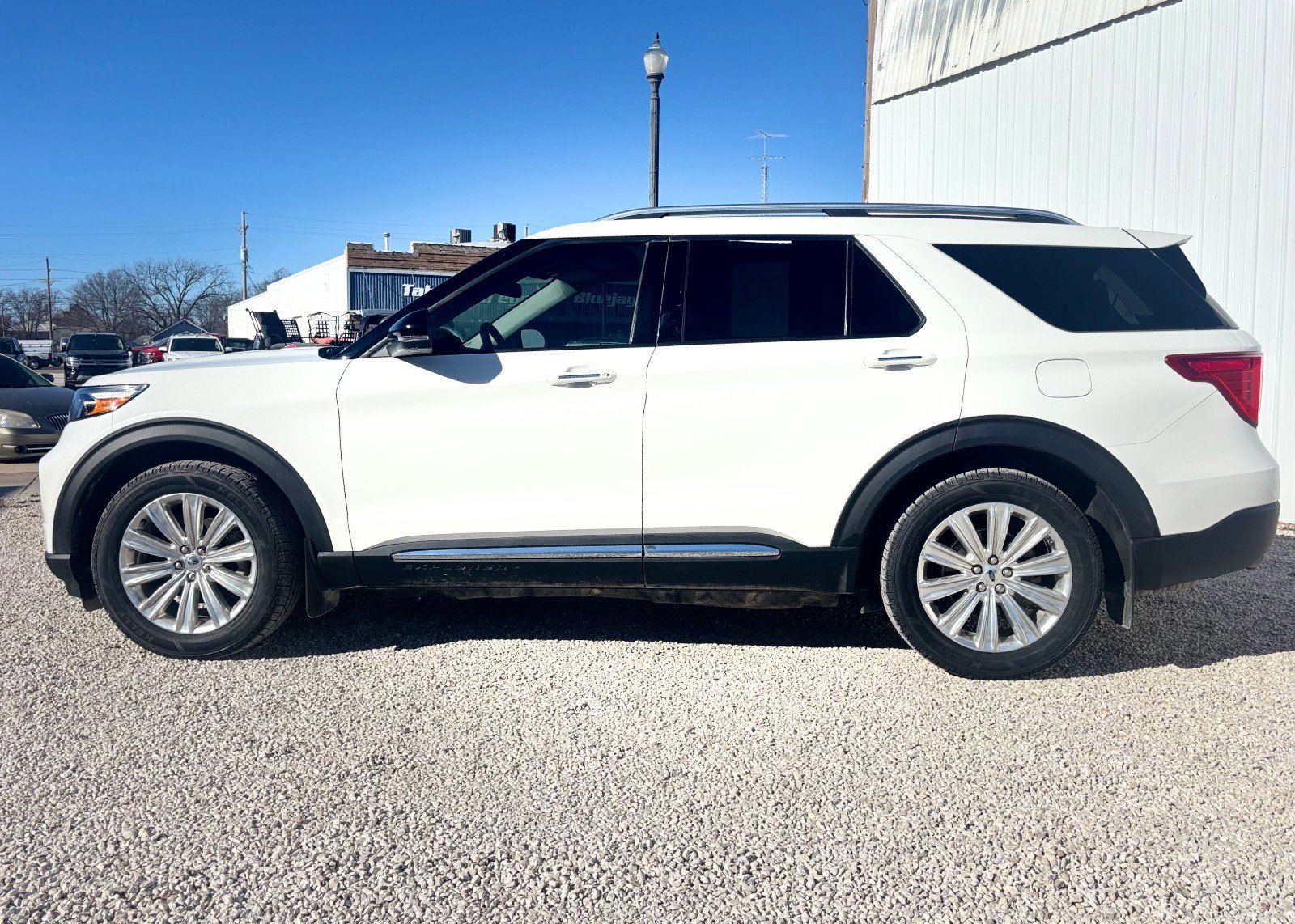 Certified 2020 Ford Explorer Limited image 2