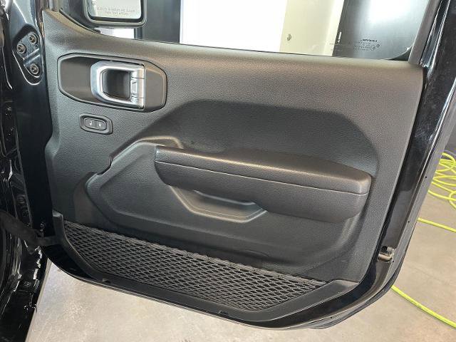 Used 2021 Jeep Wrangler Unlimited Sport AWD/4WD image 17