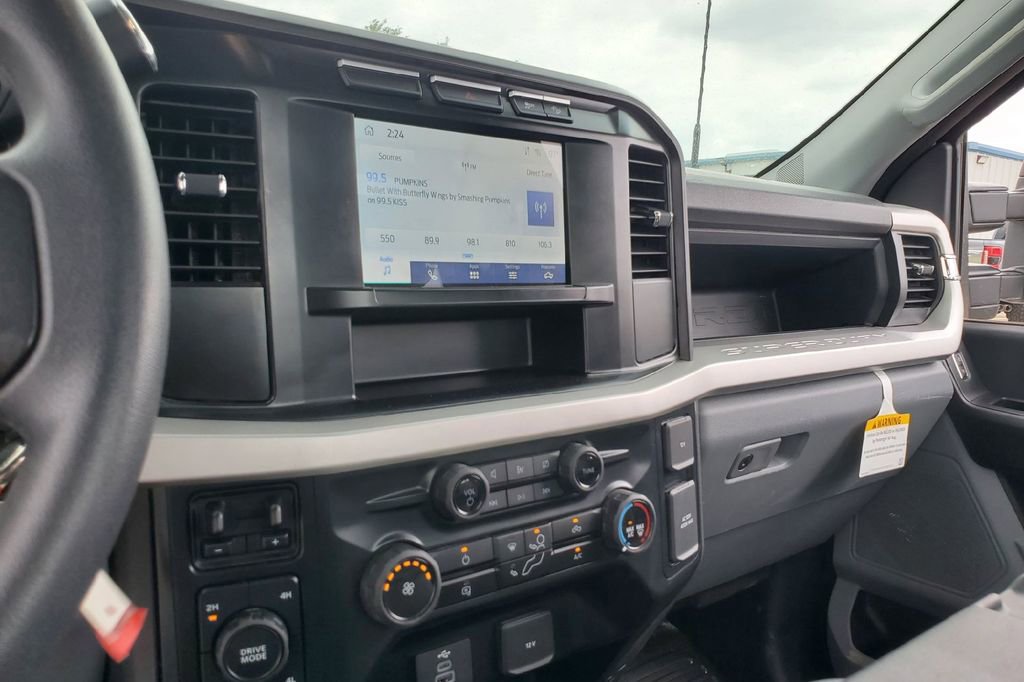 Certified 2024 Ford F250 XL w/ XL Off-Road Package AWD/4WD image 12