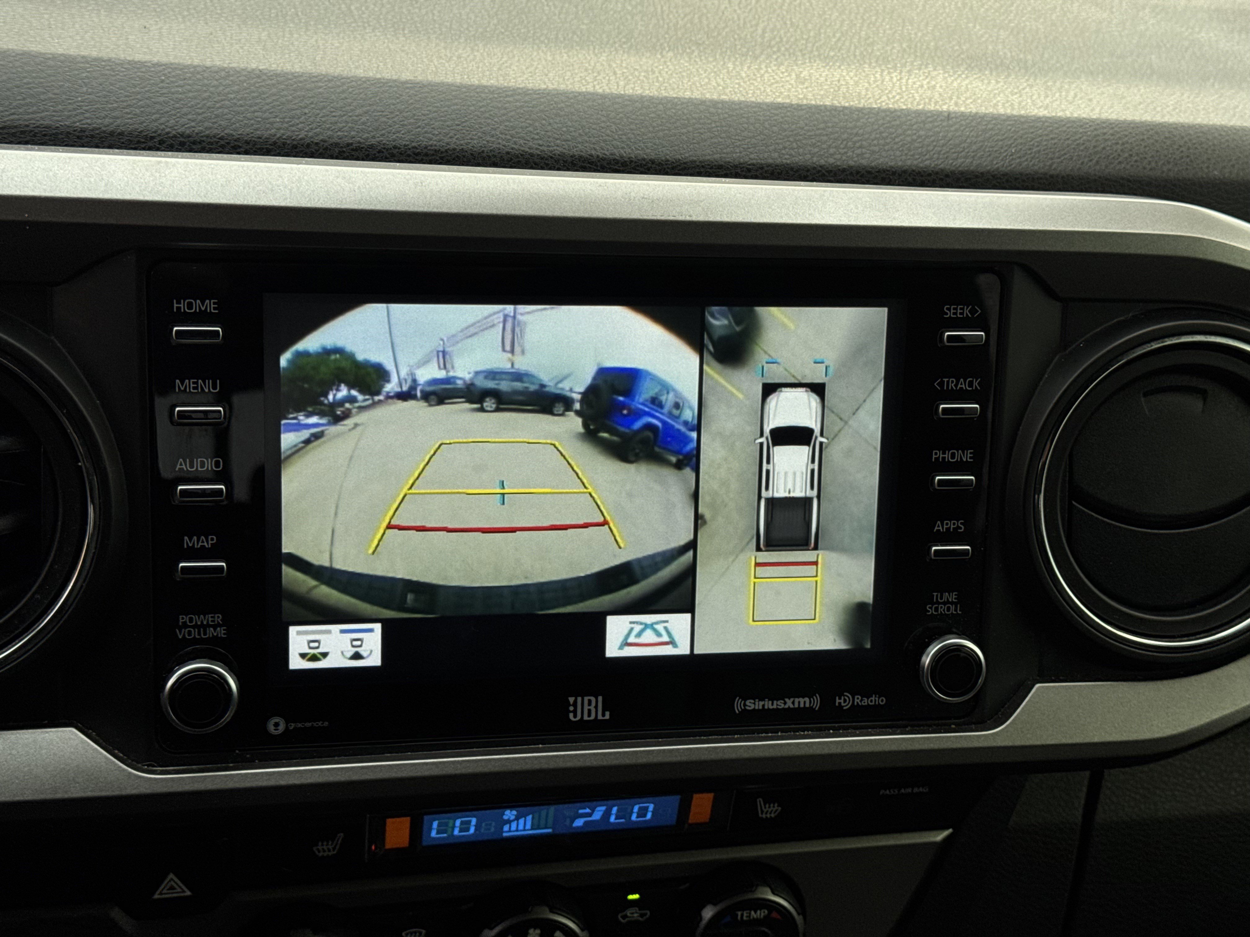 Used 2020 Toyota Tacoma Limited image 29