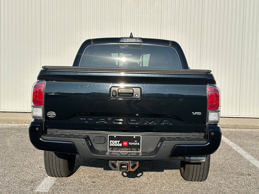 Used 2020 Toyota Tacoma TRD Sport w/ Technology Package AWD/4WD image 6