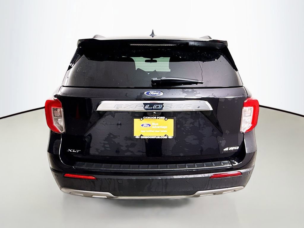 Certified 2023 Ford Explorer XLT w/ Equipment Group 202A image 4