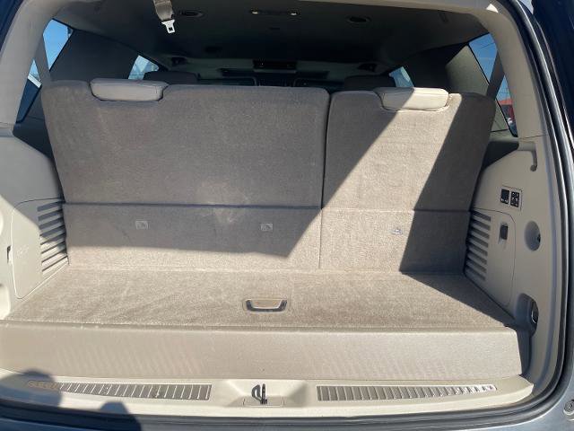 Used 2020 Cadillac Escalade Luxury w/ LPO, Radiant Package image 18