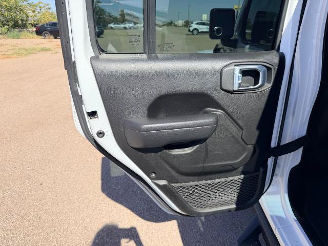 Used 2022 Jeep Gladiator Mojave w/ Cold Weather Group AWD/4WD image 20