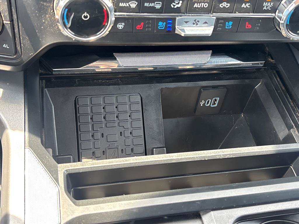 Certified 2025 Ford F250 Lariat w/ Black Appearance Package AWD/4WD image 36