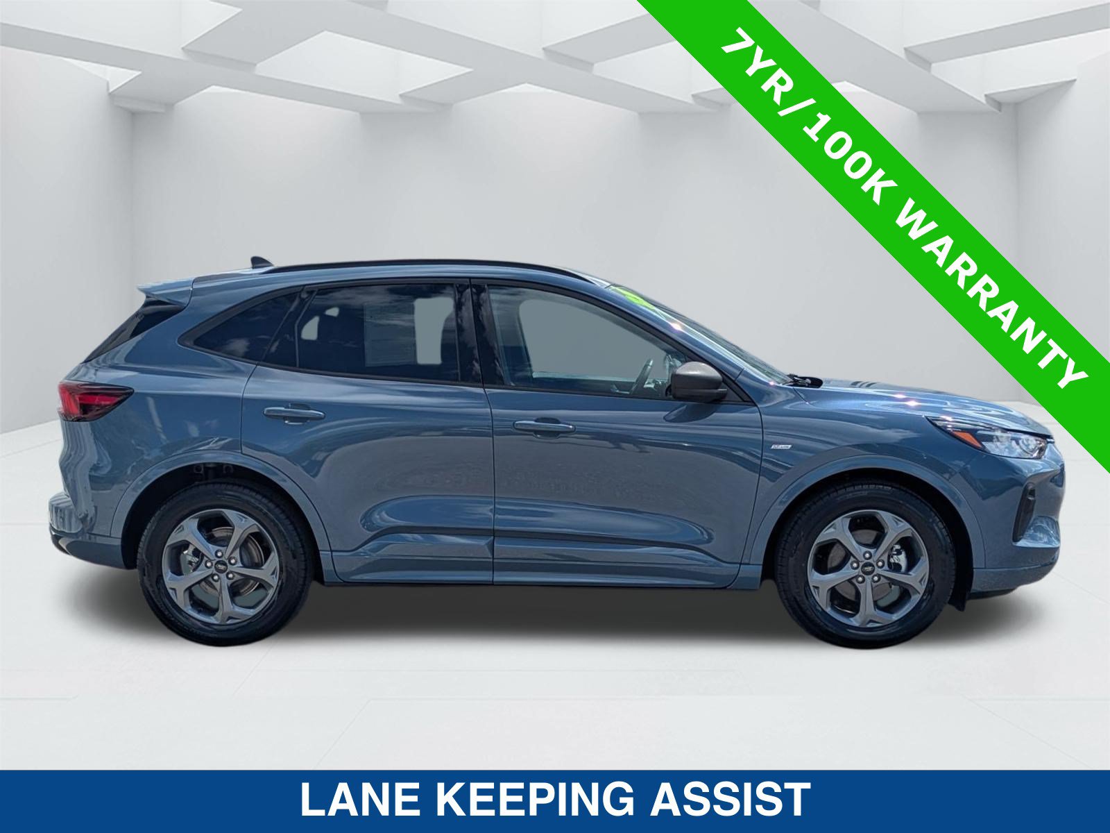 Certified 2023 Ford Escape ST-Line w/ Equipment Group 301A FWD image 4