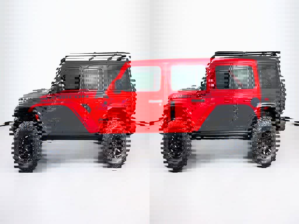 Used 2022 Jeep Wrangler Unlimited Rubicon w/ Steel Bumper Group image 3