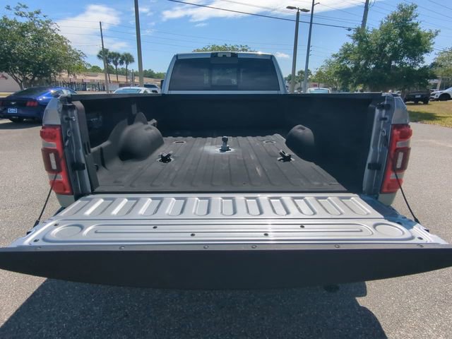 Used 2024 RAM 3500 Laramie w/ Towing Technology Group AWD/4WD image 14