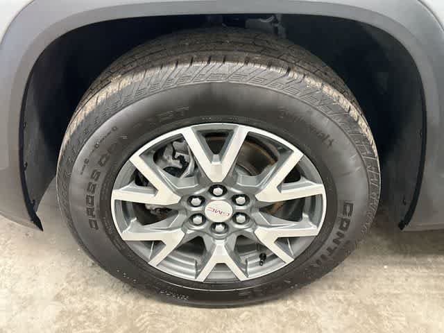 Used 2023 GMC Acadia SLE w/ Driver Convenience Package FWD image 5
