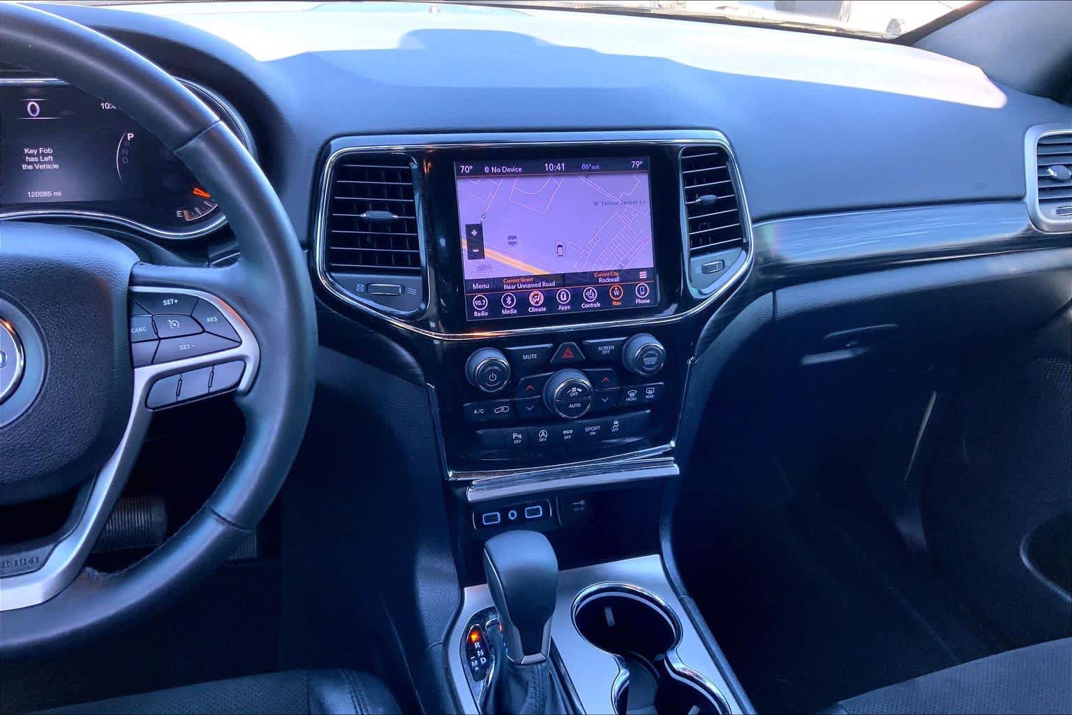 Used 2019 Jeep Grand Cherokee Altitude RWD image 7
