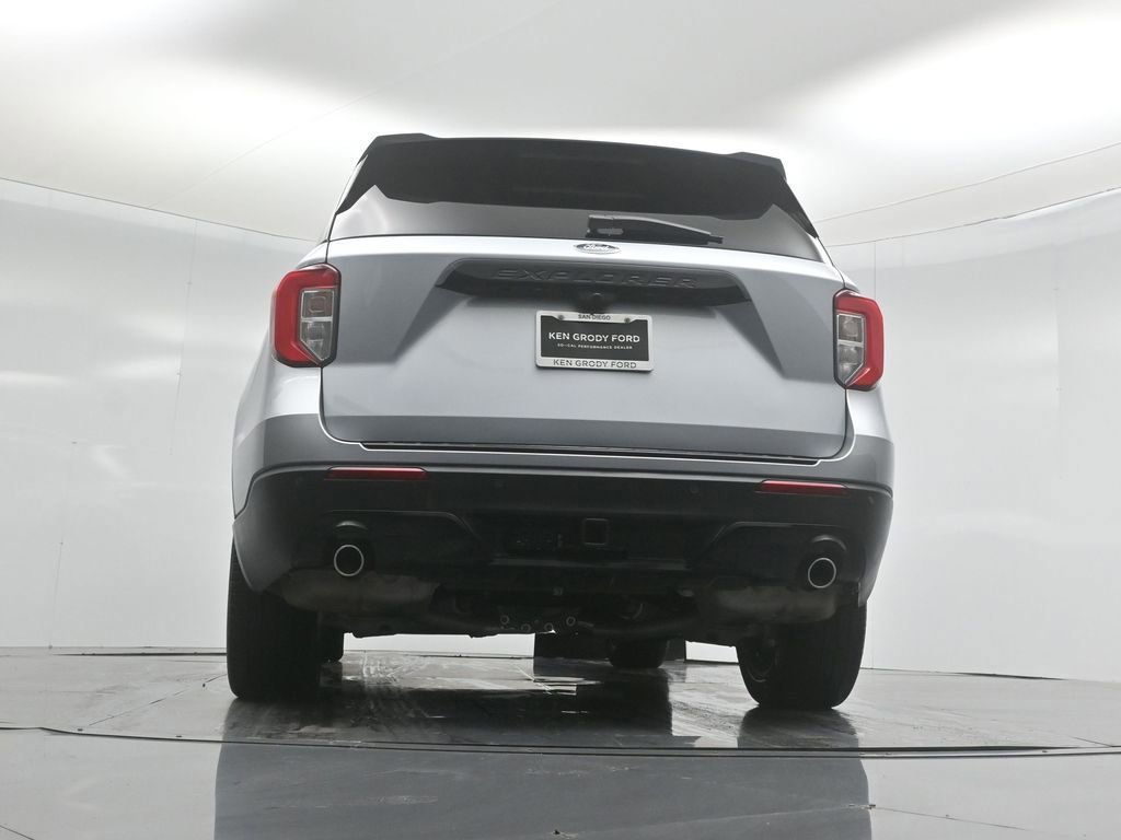 Certified 2023 Ford Explorer ST-Line w/ Class IV Trailer Tow Package image 15