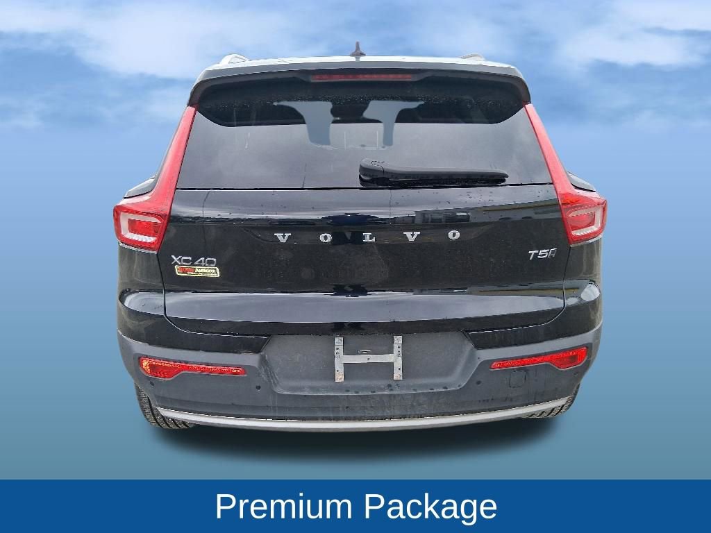 Used 2020 Volvo XC40 T5 Momentum AWD/4WD image 6