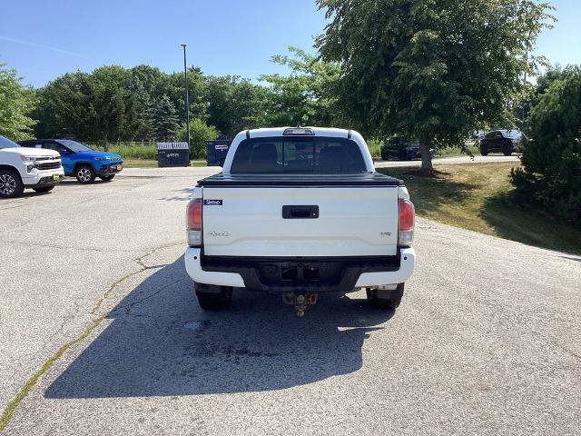 Used 2017 Toyota Tacoma Limited w/ Tow Package AWD/4WD image 5