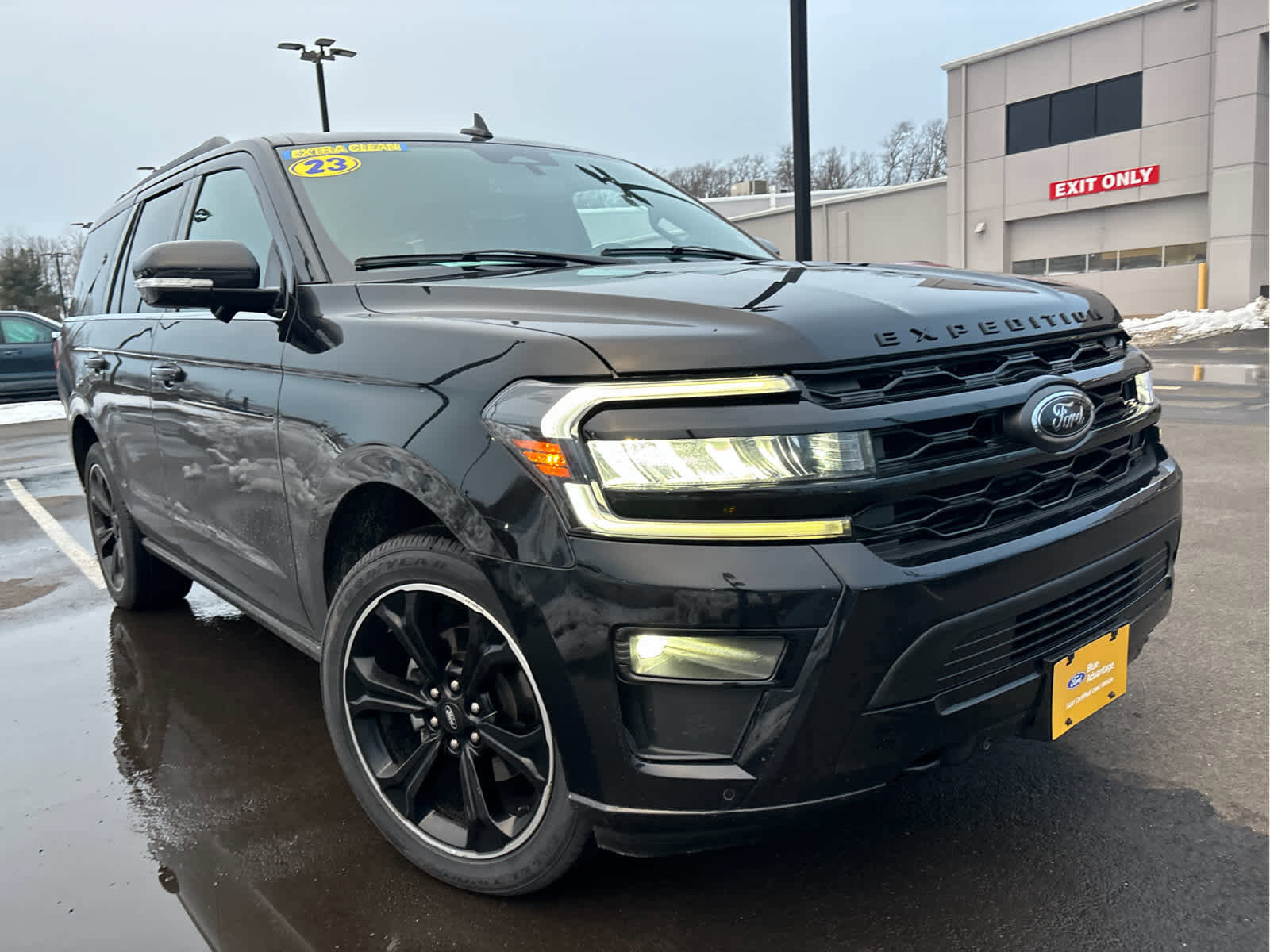 Certified 2023 Ford Expedition Limited image 8