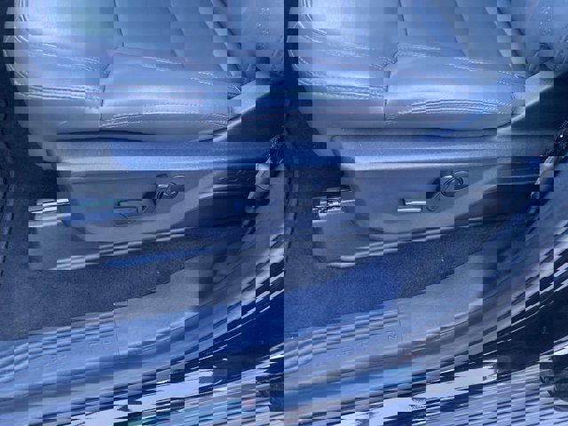 Certified 2025 Ford Expedition Max Active image 12