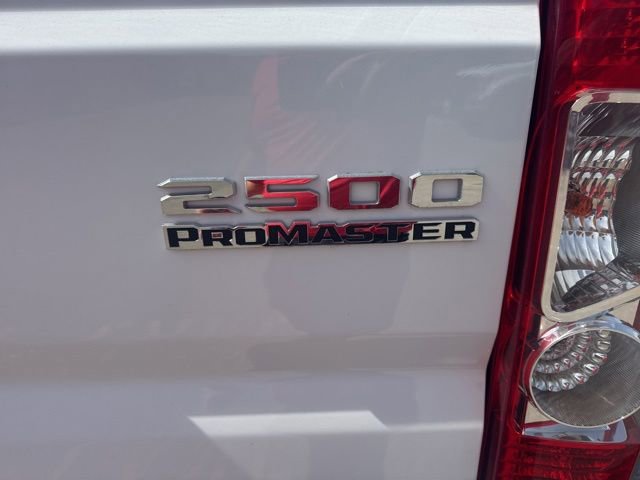 Used 2024 RAM ProMaster 2500 w/ Convenience Group FWD image 6