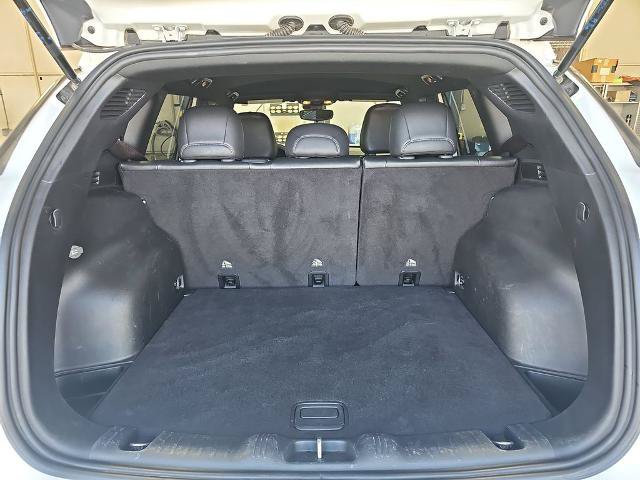 Used 2024 Jeep Compass Latitude AWD/4WD image 12