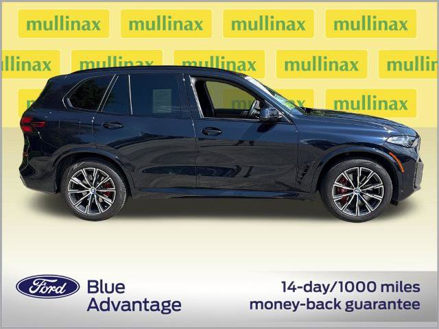 Used 2024 BMW X5 xDrive40i w/ M Sport Package AWD/4WD image 2