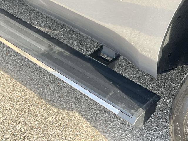 Used 2019 GMC Yukon Denali w/ Denali Ultimate Package image 10