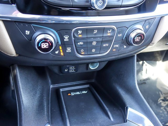 Used 2022 Chevrolet Traverse Premier AWD/4WD image 29