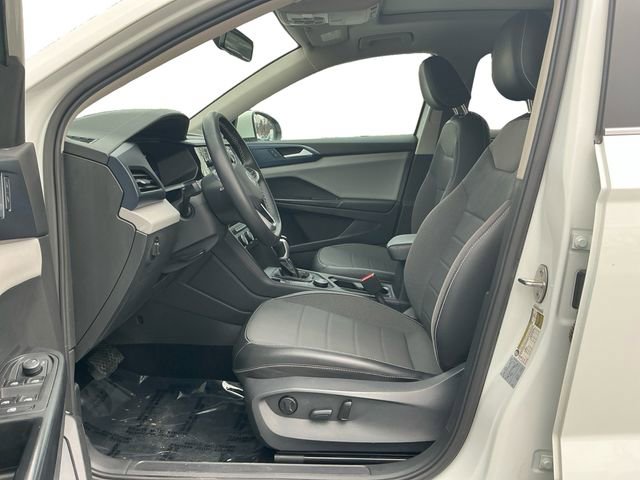 Used 2022 Volkswagen Taos SE image 10