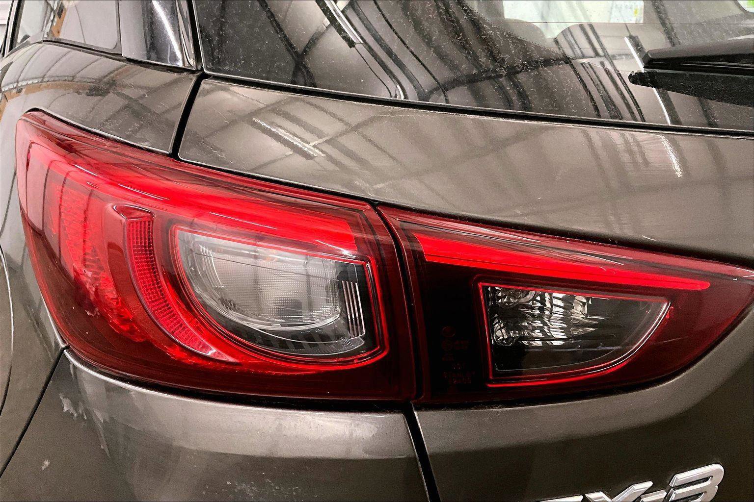 Used 2019 MAZDA CX-3 Touring image 28