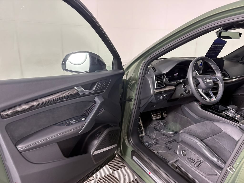 Used 2024 Audi SQ5 Prestige AWD/4WD image 12