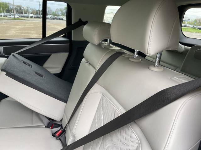 Used 2025 Hyundai Santa Fe SEL FWD image 26