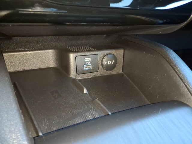 Certified 2023 Ford Escape ST-Line Elite AWD/4WD image 18