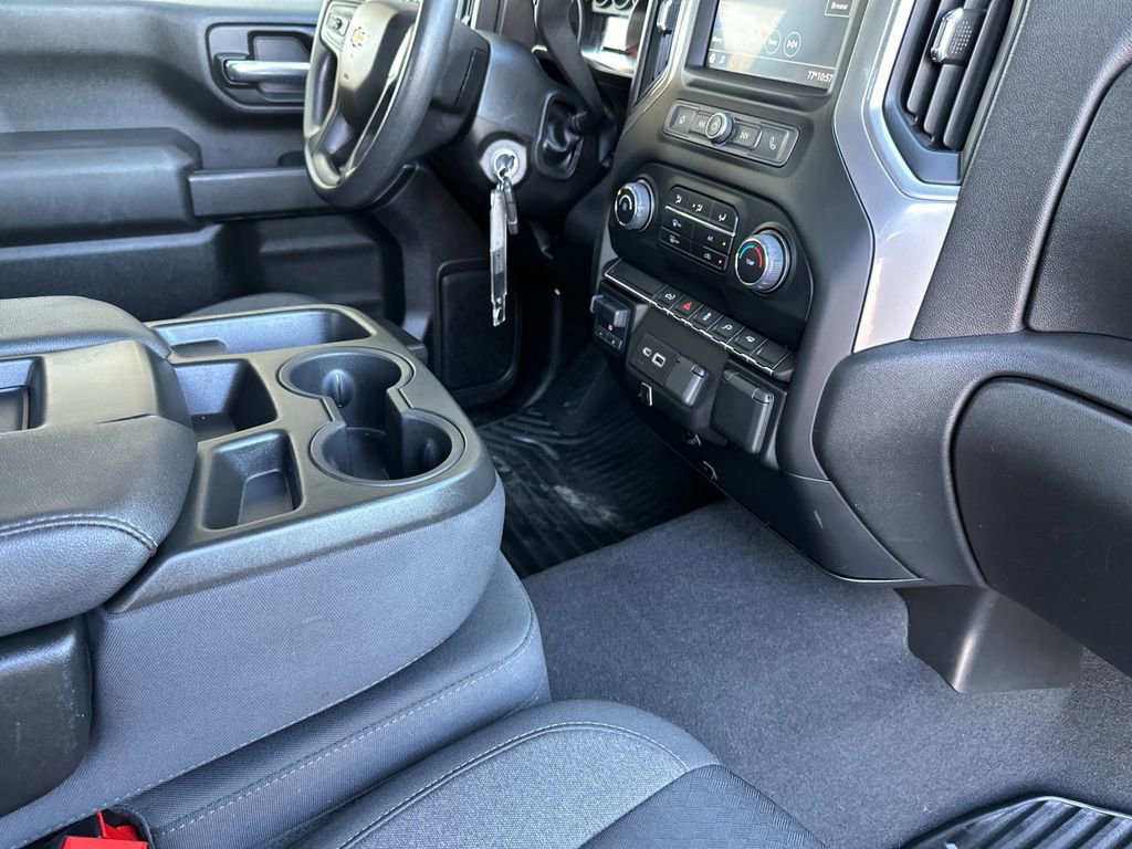 Used 2022 Chevrolet Silverado 2500 Custom w/ Custom Convenience Package RWD image 14