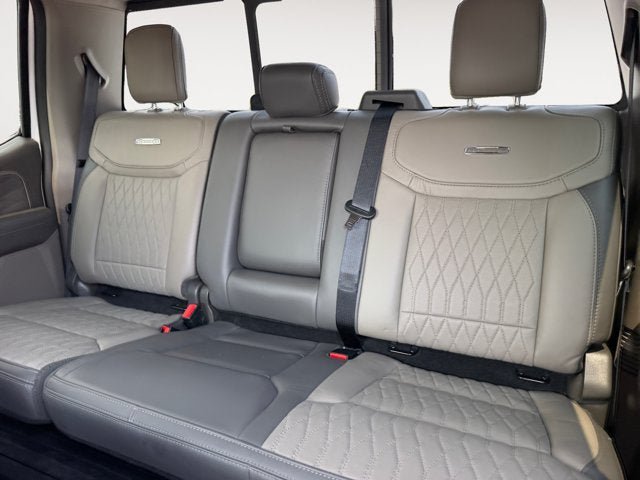 Certified 2026 Ford F250 Platinum w/ Platinum Plus Package AWD/4WD image 13