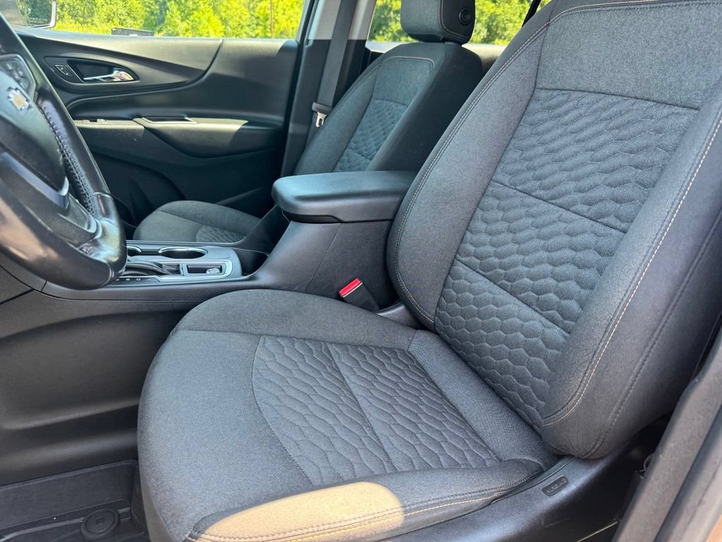 Used 2019 Chevrolet Equinox LT w/ Driver Convenience Package FWD image 15
