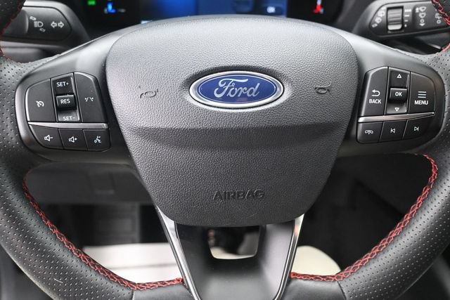 Certified 2025 Ford Escape ST-Line Select AWD/4WD image 10