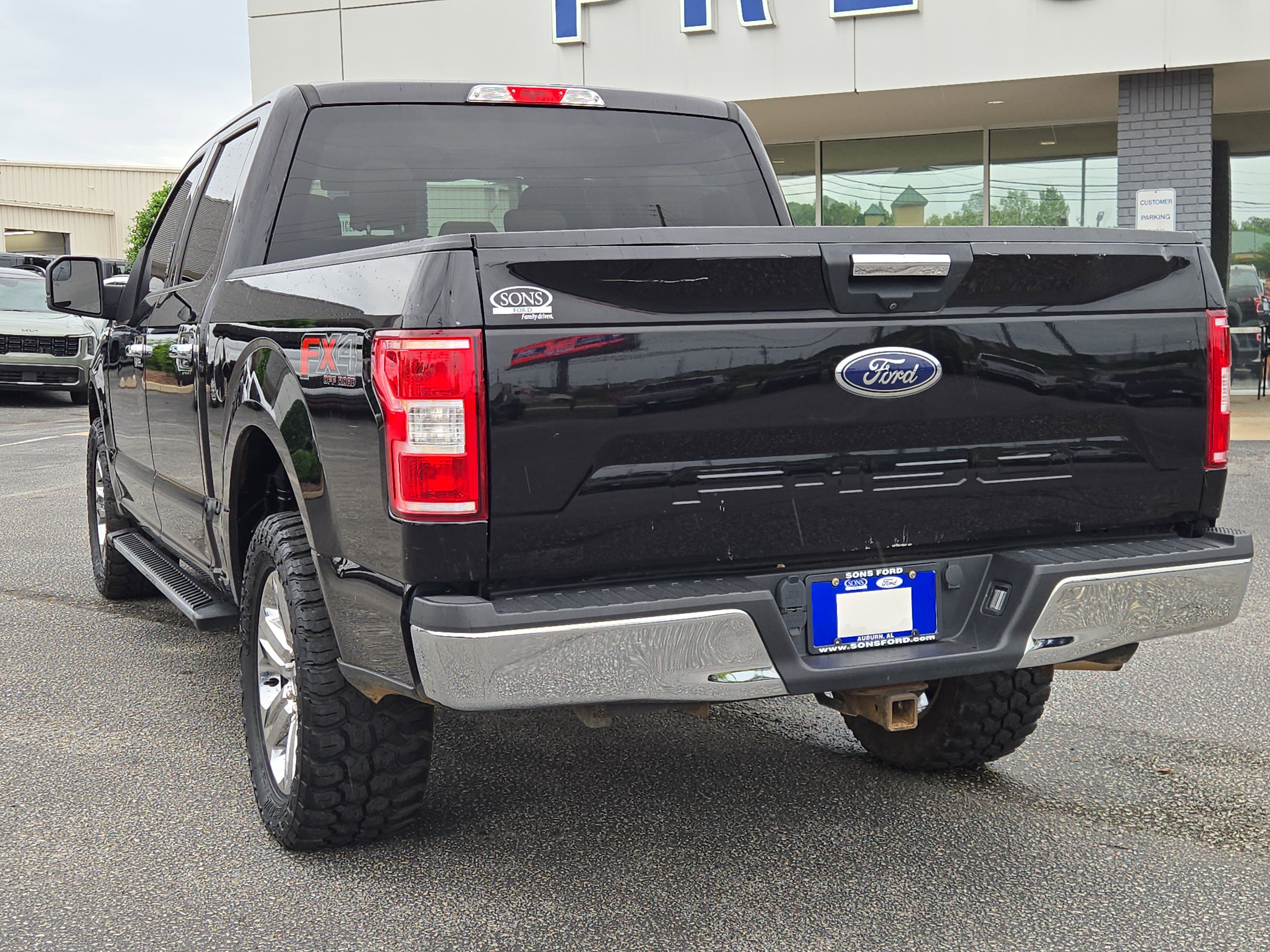 Certified 2019 Ford F150 XLT w/ Equipment Group 302A Luxury AWD/4WD image 10