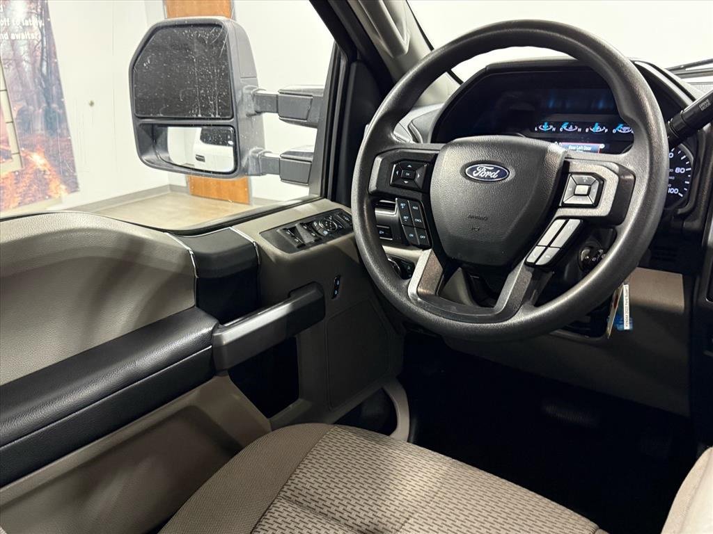 Certified 2022 Ford F250 XLT w/ XLT Value Package image 11