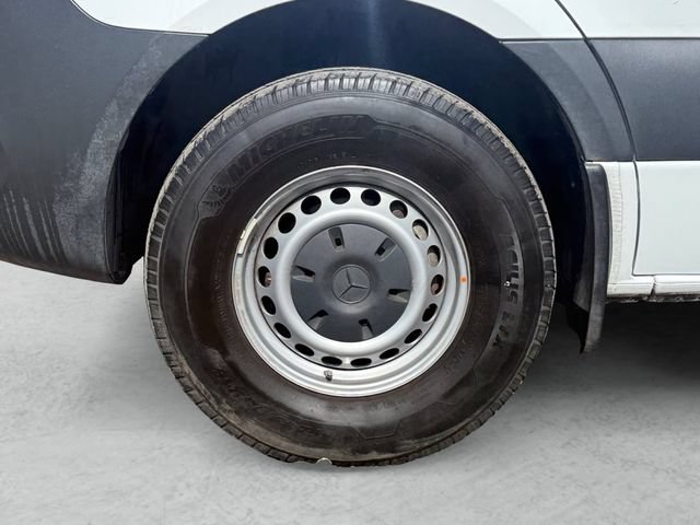Used 2022 Mercedes-Benz Sprinter 2500 image 24
